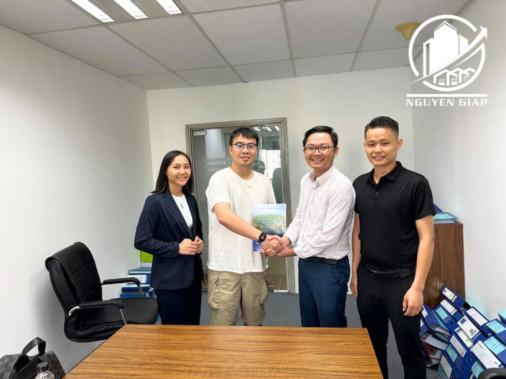 KHÁCH HÀNG ĐÀI LOAN KÝ KẾT HỢP ĐỒNG ĐẦU TƯ TẠI KCN ĐỒNG VĂN I MỞ RỘNG