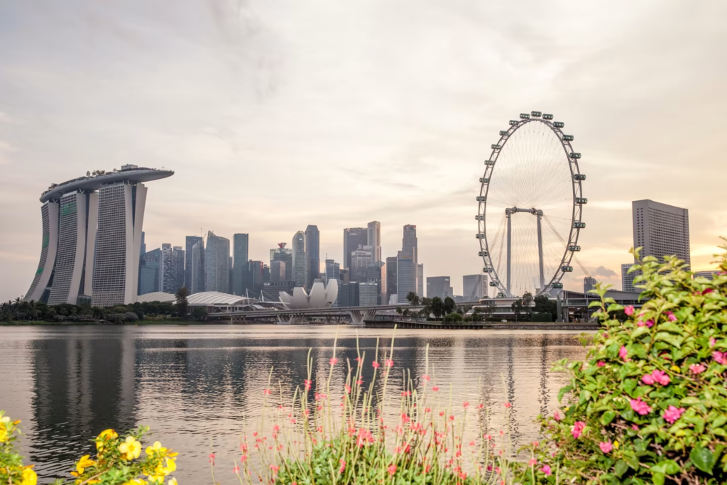 Quốc gia ASEAN có lượng vốn FDI rót vào Việt Nam cao gấp đôi vốn từ 5 nền kinh tế lớn nhất thế giới cộng lại trong 7 tháng 2024